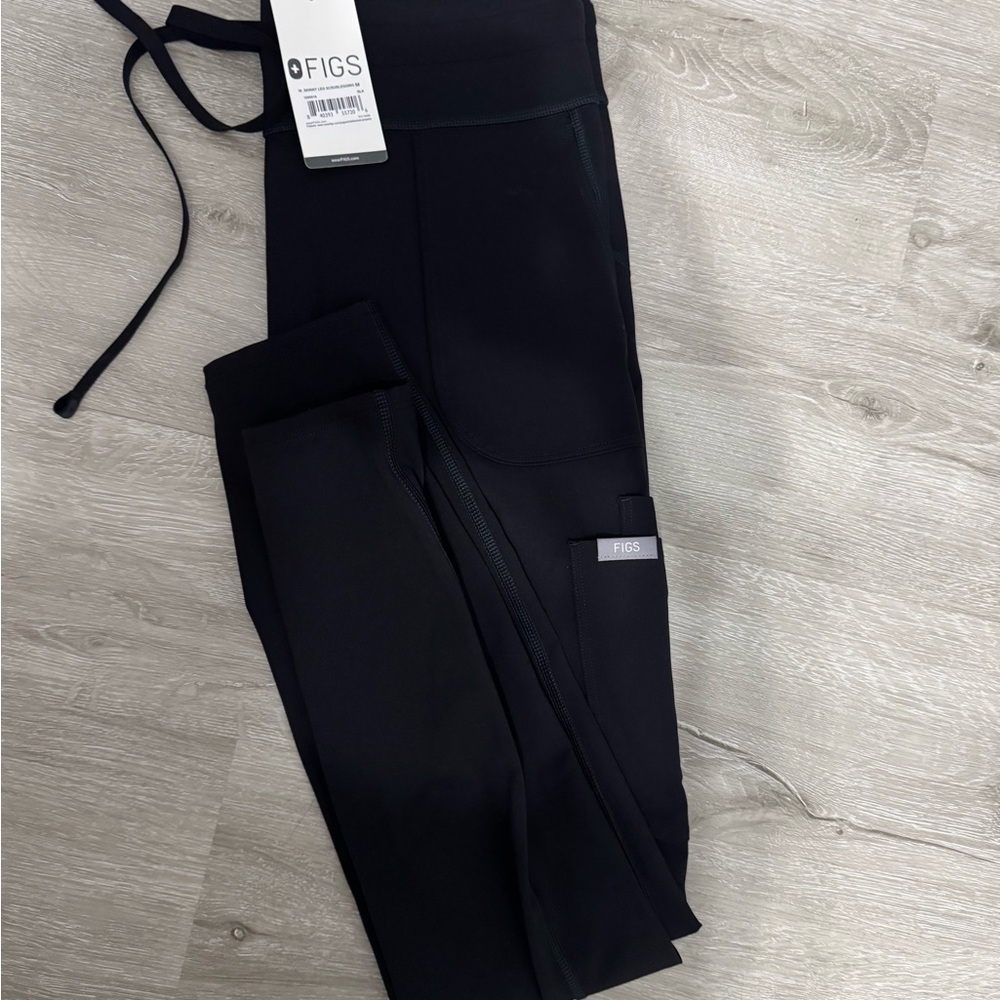 Figs Black Scrub Leggings